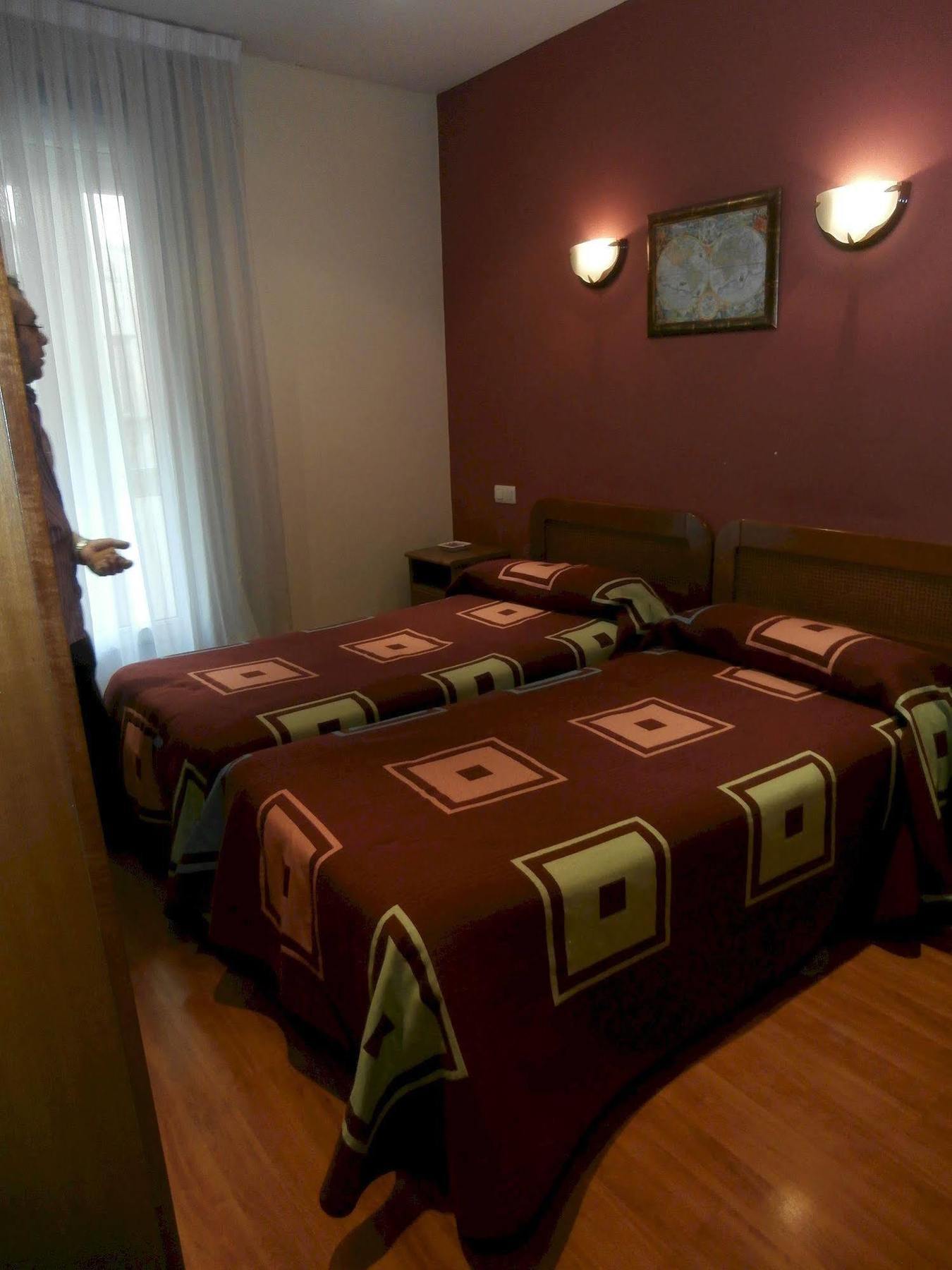 Arenal Suites בילבאו מראה חיצוני תמונה